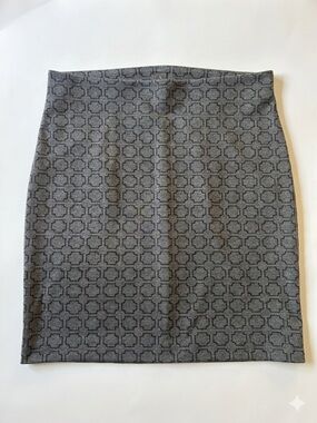 🔥4 for $45 Gray Patterned Pencil Skirt Sleek Office Staple